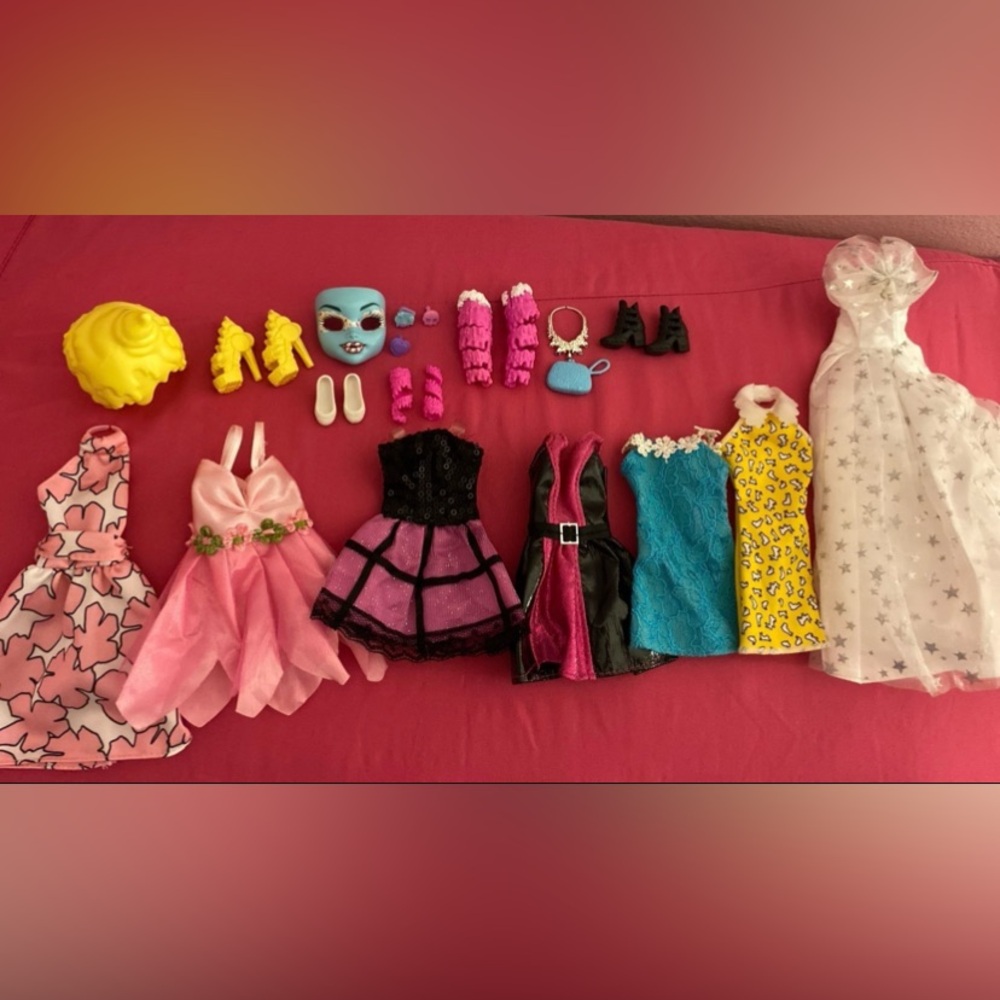 Barbie Doll Fashion Dress Set with Accessories